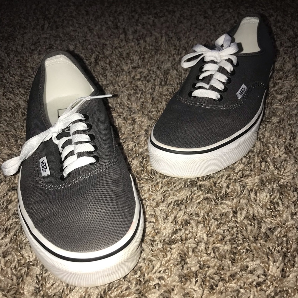 Vans low top gray shoes